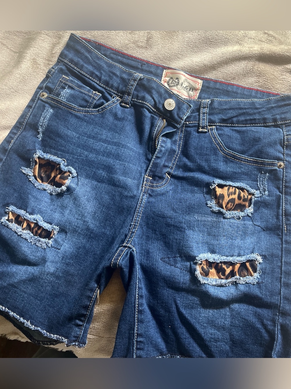 L&B Dark Blue Denim Shorts with Leopard Underlay